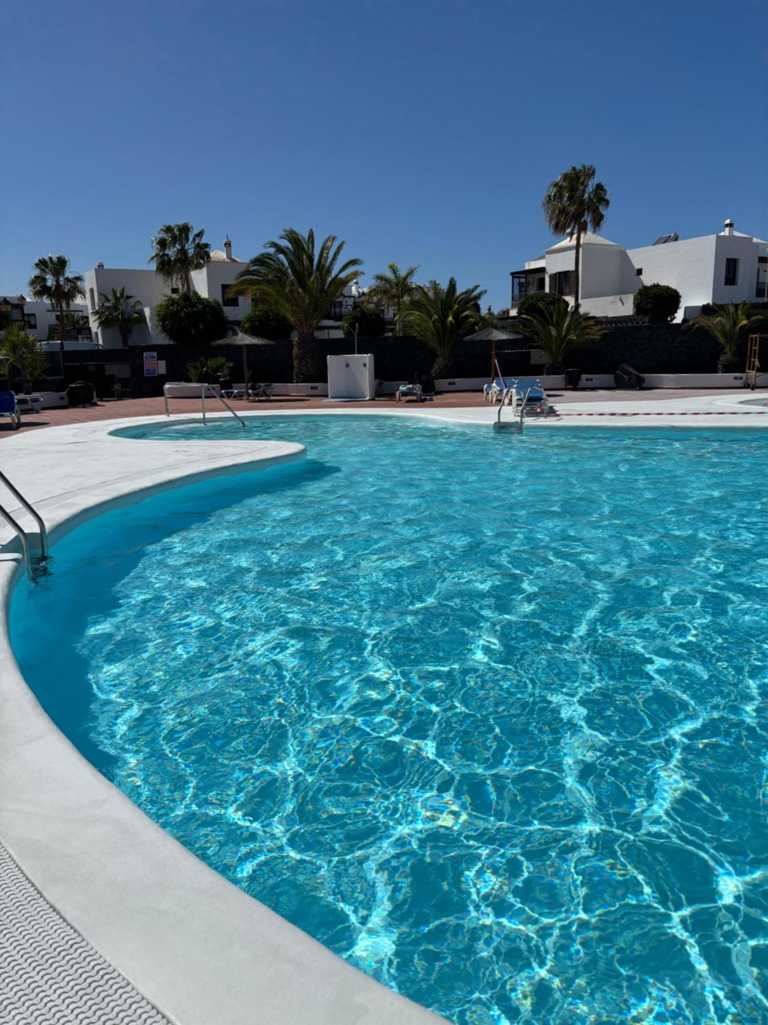 Casa Amplia Y Moderna De 3 Habitaciones En Complejo Con Piscina Коста-Тегисе Экстерьер фото